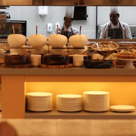 Ramada Plaza Sultanahmet By Wyndham 5*