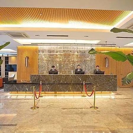 Ramada Plaza By Wyndham Sultanahmet 3*