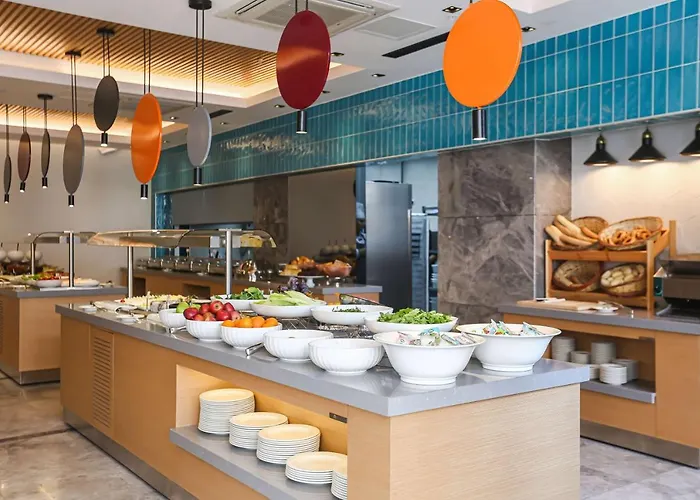 Hotel Ramada Plaza By Wyndham Sultanahmet 5*