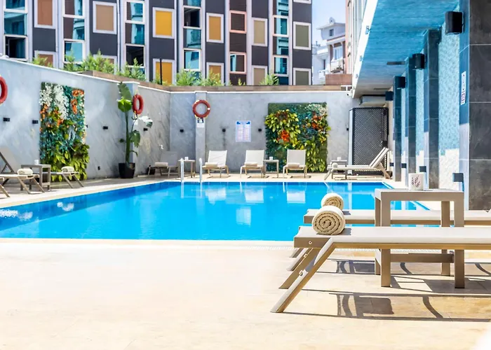 Ramada Plaza By Wyndham Sultanahmet 5*