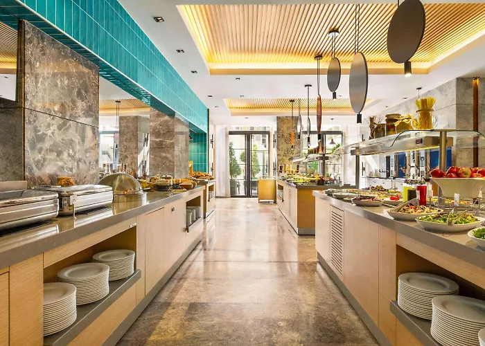 Hotel Ramada Plaza By Wyndham Sultanahmet 5*